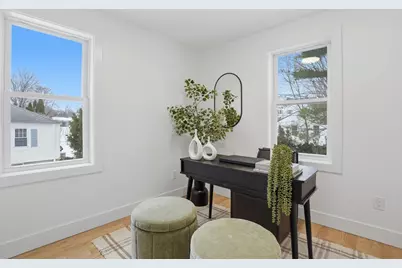 44 Lakeview Terrace, Waltham, MA 02451 - Photo 16