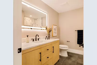 246 Bremen St #3, Boston, MA 02128 - Photo 30