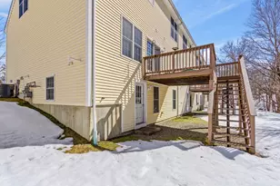 51 Knowlton Cir, Upton, MA 01568 - Photo 28