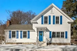 103 Oak St, Reading, MA 01867 - Photo 2