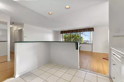 1008 Paradise Road #1M, Swampscott, MA 01907 - Photo 12