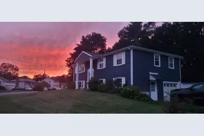 56 Puddingstone Ln, Bellingham, MA 02019 - Photo 2