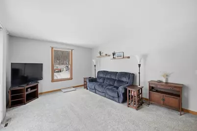 66 Penrose Dr, West Springfield, MA 01089 - Photo 6