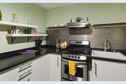 32 Whites Ave #D65, Watertown, MA 02472 - Photo 6