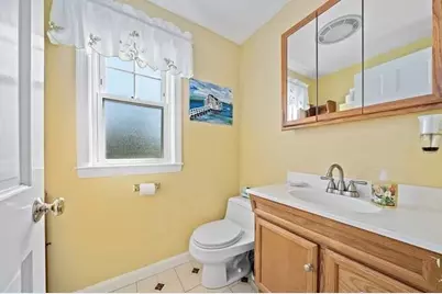 51 Channing St, Quincy, MA 02170 - Photo 4