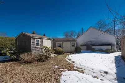 105 Montgomery St, Westfield, MA 01085 - Photo 34