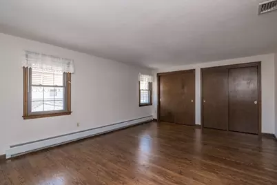 105 Montgomery St, Westfield, MA 01085 - Photo 24