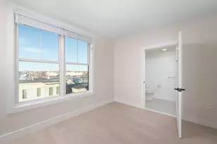 425 Border St, Boston, MA 02128 - Photo 12