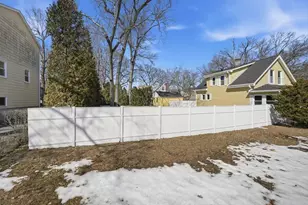 42 Carroll St, Springfield, MA 01118 - Photo 34