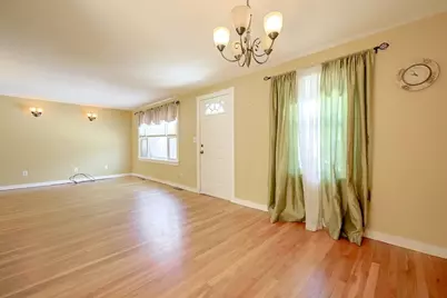 440 South St, Plainville, MA 02762 - Photo 8