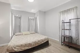 28 Warnock St, Lowell, MA 01852 - Photo 20