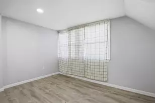 28 Warnock St, Lowell, MA 01852 - Photo 16