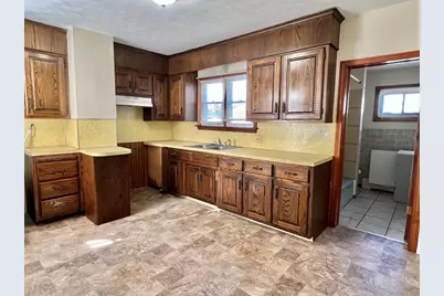 315 Main Street #1, Springfield, MA 01151 - Photo 2