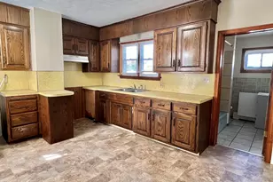 315 Main St, Springfield, MA 01151 - Photo 2