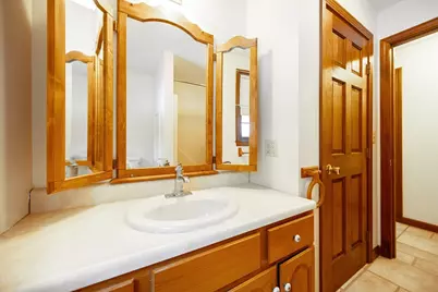 20 Vine St, Douglas, MA 01516 - Photo 14