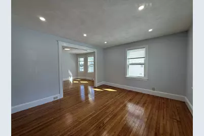 204 Farrington St #1, Quincy, MA 02170 - Photo 4
