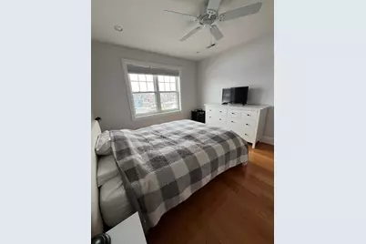 563 Broadway #302, Somerville, MA 02144 - Photo 8