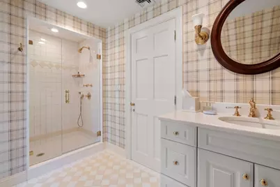 71 Sears Road, Brookline, MA 02445 - Photo 12