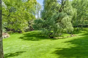71 Sears Rd, Brookline, MA 02445 - Photo 14