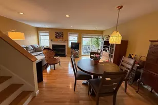 184 Bishops Forest Dr, Waltham, MA 02452 - Photo 10