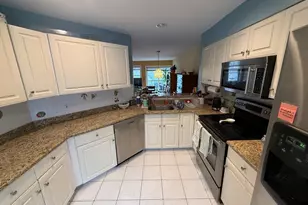 184 Bishops Forest Dr, Waltham, MA 02452 - Photo 20