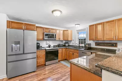 22 Bittersweet Blvd, Worcester, MA 01607 - Photo 4