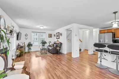 22 Bittersweet Blvd, Worcester, MA 01607 - Photo 6