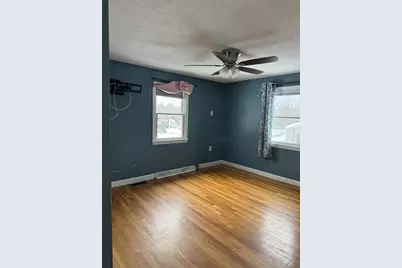 22 Falcon St, Methuen, MA 01844 - Photo 10