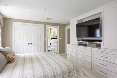 61 Woodlawn Dr, Newton, MA 02467 - Photo 10