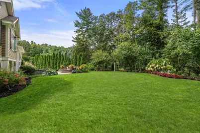 11 Hillcrest Road, Weston, MA 02493 - Photo 4