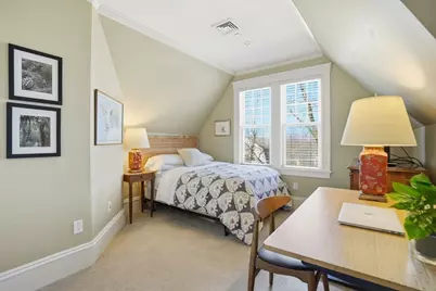 80 Upland Rd #B, Cambridge, MA 02140 - Photo 18