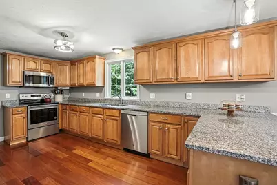 78 Milford St, Upton, MA 01568 - Photo 10