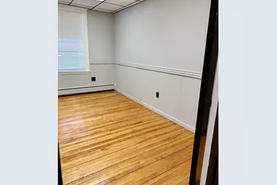 335 Central St #2R, Saugus, MA 01906 - Photo 6