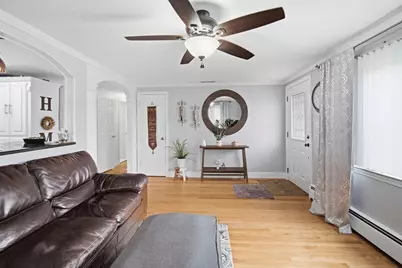 100 Kensington St, Agawam, MA 01030 - Photo 6