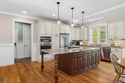 49 Brook St, Shrewsbury, MA 01545 - Photo 8