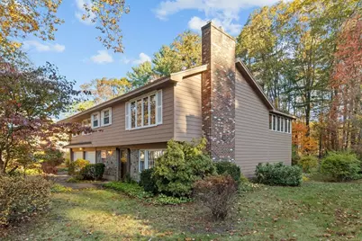 37 Ledgewood Road, Framingham, MA 01701 - Photo 2