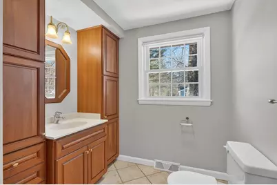 37 Ledgewood Road, Framingham, MA 01701 - Photo 26