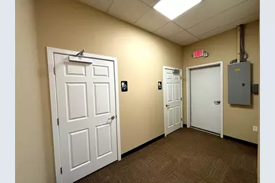 448 Lancaster St, Leominster, MA 01453 - Photo 6