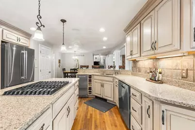 18 Duane Drive, North Reading, MA 01864 - Photo 8