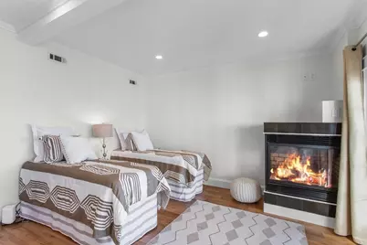 274 Bunker Hill Street, Boston, MA 02129 - Photo 16