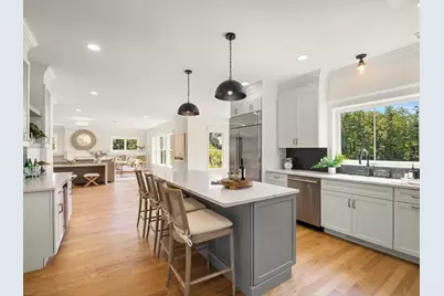 4 Weeping Willow Dr, Andover, MA 01810 - Photo 10