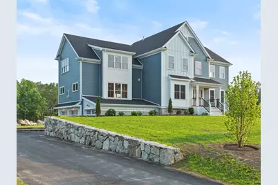 4 Weeping Willow Dr, Andover, MA 01810 - Photo 1