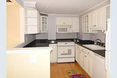 10 Rogers #211, Cambridge, MA 02142 - Photo 2