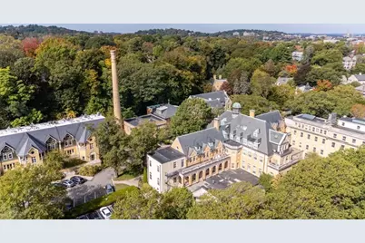 60 W Glen Rd #101, Brookline, MA 02445 - Photo 32