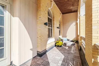 60 W Glen Rd #101, Brookline, MA 02445 - Photo 20