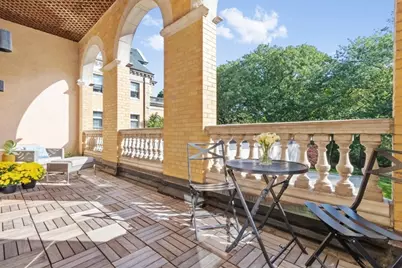 60 W Glen Rd #101, Brookline, MA 02445 - Photo 16