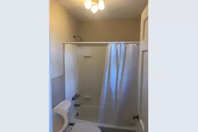 28 Darling St #3, Marblehead, MA 01945 - Photo 6