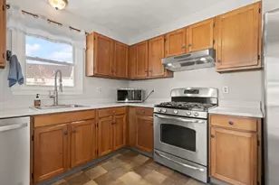 10 Fenwick Cir, Methuen, MA 01844 - Photo 6