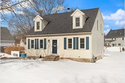 10 Fenwick Cir, Methuen, MA 01844 - Photo 2