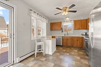 10 Fenwick Cir, Methuen, MA 01844 - Photo 4